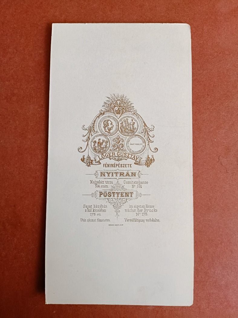 Antik fénykép Lőger Gusztáv Nyitrai és Pöstyéni fotóműhelyéből - Image 2